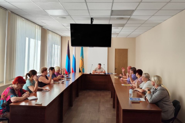 Состоялось очередное заседание Общественного Совета муниципального образования городской округ Макеевка.