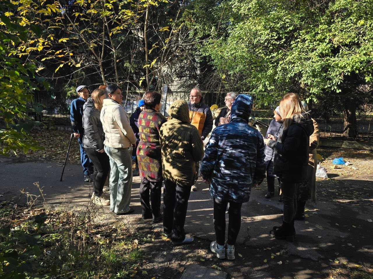 Заместитель председателя Общественного совета Павел Шакулин провёл встречу с жителями.