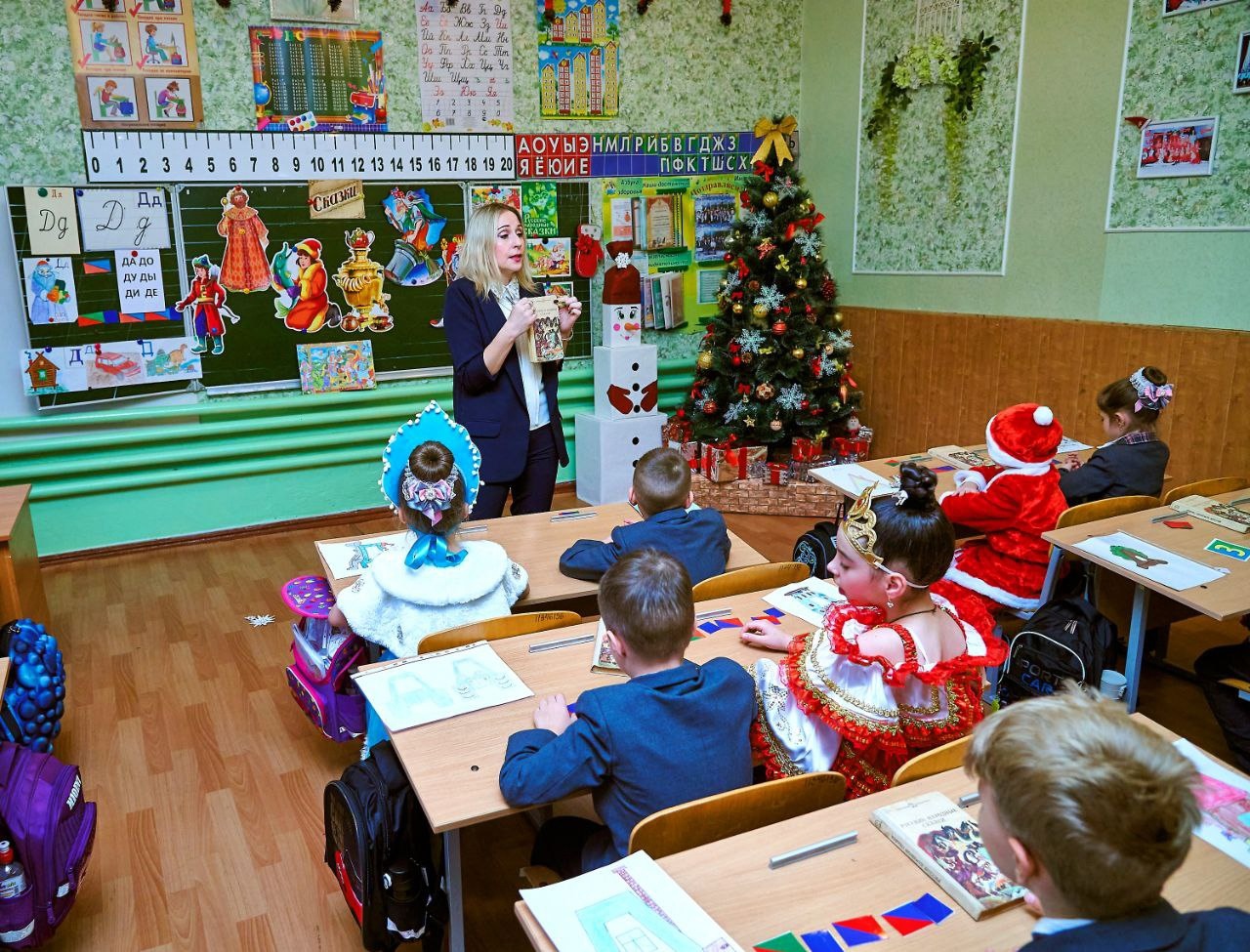 Педагогическая династия ПОЛУДНЕВЫХ-БАРКОВЫХ.