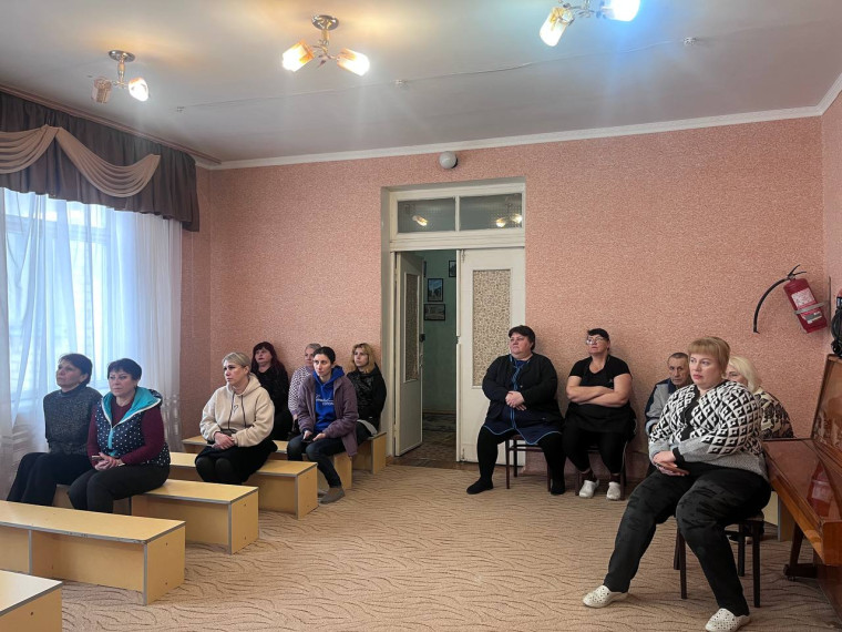 Первый заместитель руководителя Управы Центрально-Городского внутригородского района провела встречу с гражданами. Первый заместитель руководителя Управы Центрально-Городского внутригородского района провела встречу с гражданами.