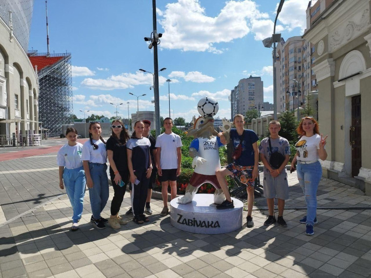 Девятиклассник из Макеевки поделился впечатлениями об отдыхе в лагере «Рассветный». Девятиклассник из Макеевки поделился впечатлениями об отдыхе в лагере «Рассветный».